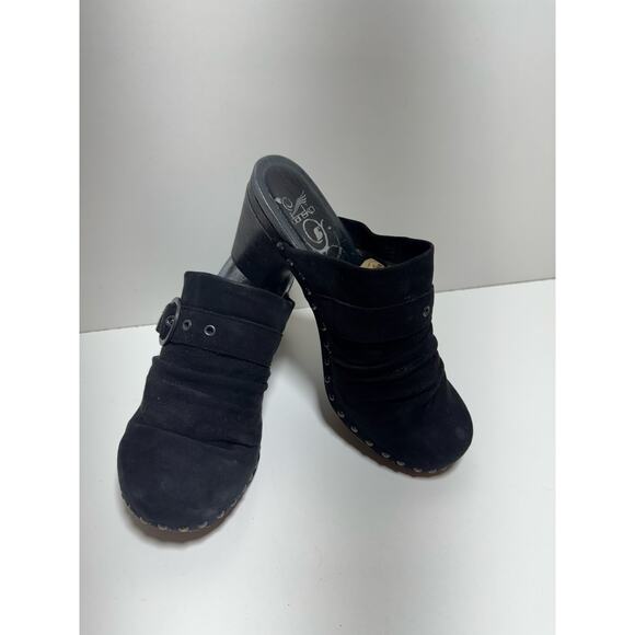 Dansko Women’s Mule Clogs Black Suede Leather Sz 39 US 8.5-9 Chunky Heel Slip On - Picture 1 of 9